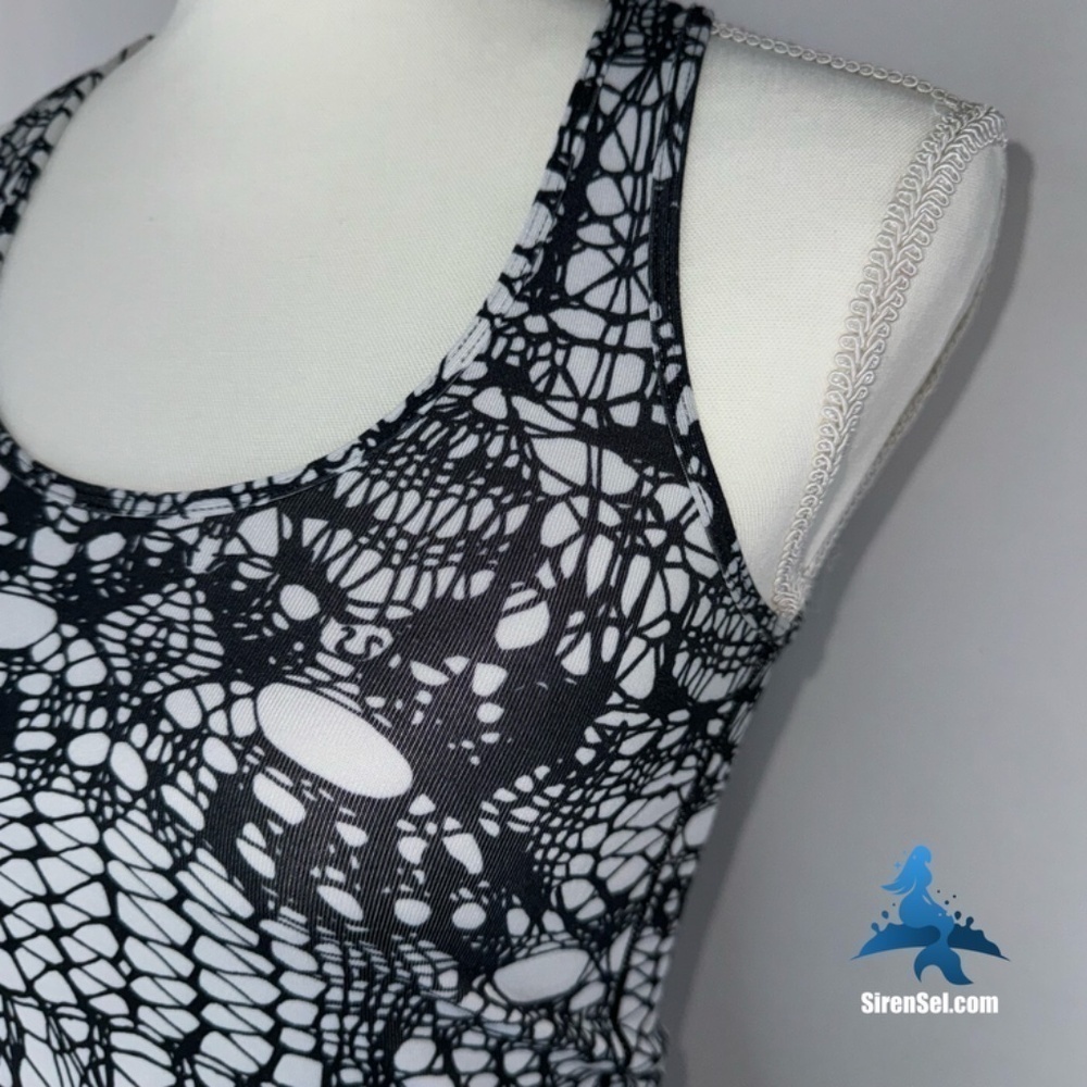 1057 lululemon Cool Racerback - Size 2 - White Black Glacier Lace - Picture 4 of 13
